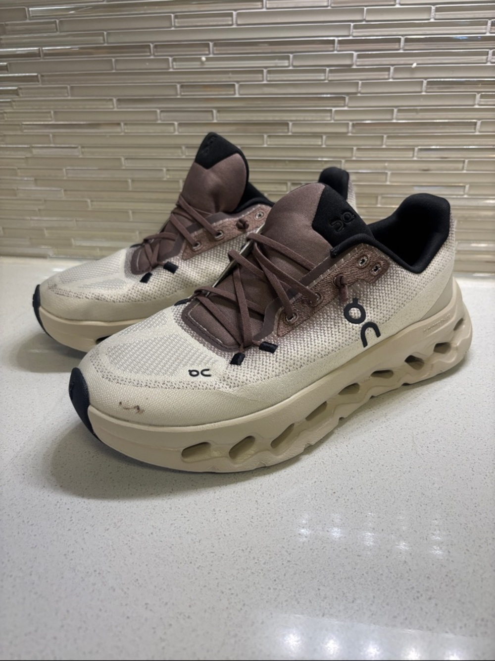 ON Running Brand Cloud Cloudtilt Light Brown/Khaki Women's Shoes